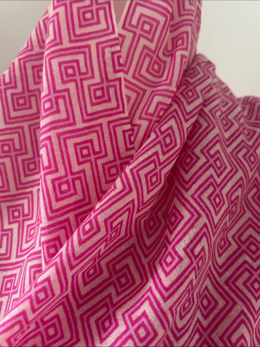 J. McLaughlin Pink/Cream Geometric Wrap Scarf - Picture 2 of 9